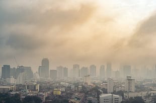 Ridurre la crescita di popolazione per controllare il clima, lo dice la UE demografia-inquinamento