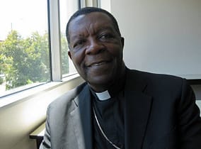 Appello di Mons. Nicolas Djomo: “Restate in Africa per costruire un continente migliore” Mons.Nicolas Djomo