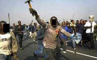 Profughi in quartieri bene a Capalbio e scoppia la protesta dei radical chic Profughi a Capalbio, protesta radical chic