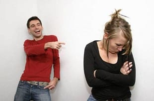 Aticofilia o Schadenfreude, quando le persone provano piacere per il dolore altrui aticofilia-sadismo-Schadenfreude